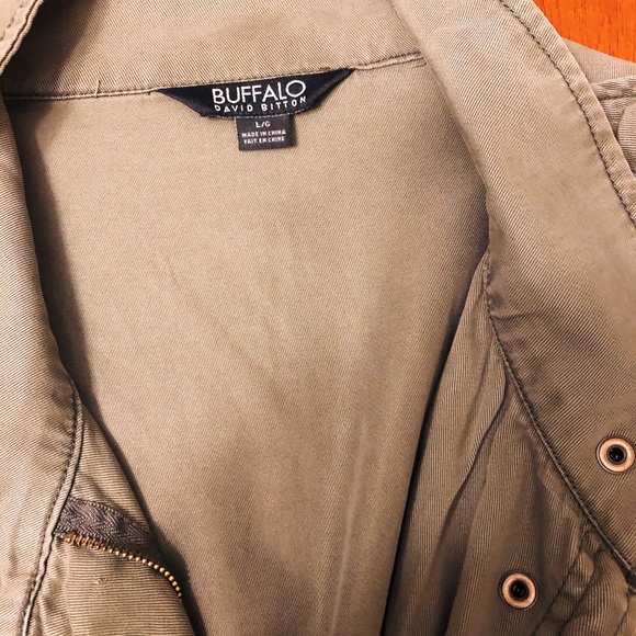 Light khaki jacket - Picture 1 of 2